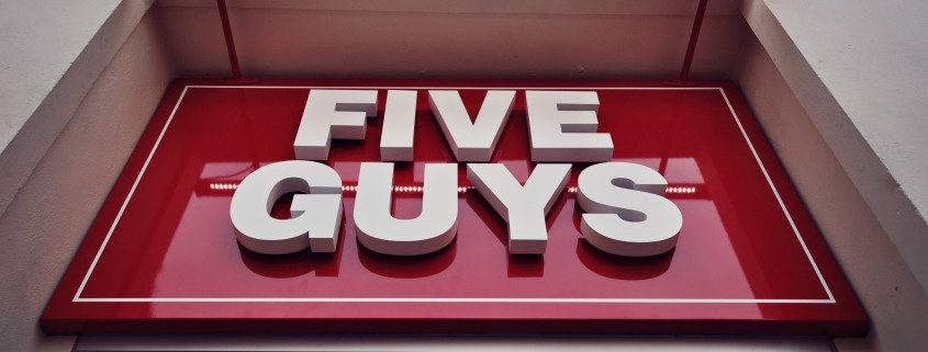 Construcción del primer restaurante Five Guys en España